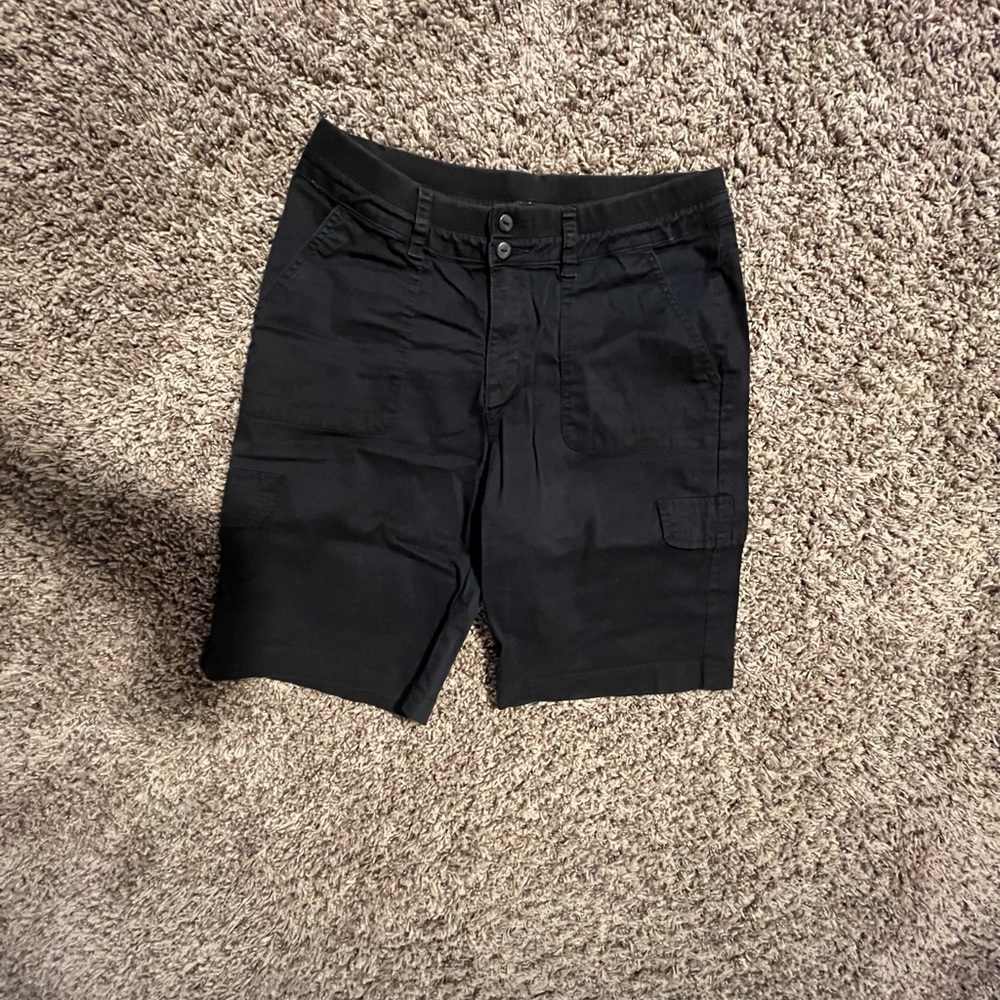 Lee Women's Relaxed Fit Avey Knit Waist Cargo Bermuda Short